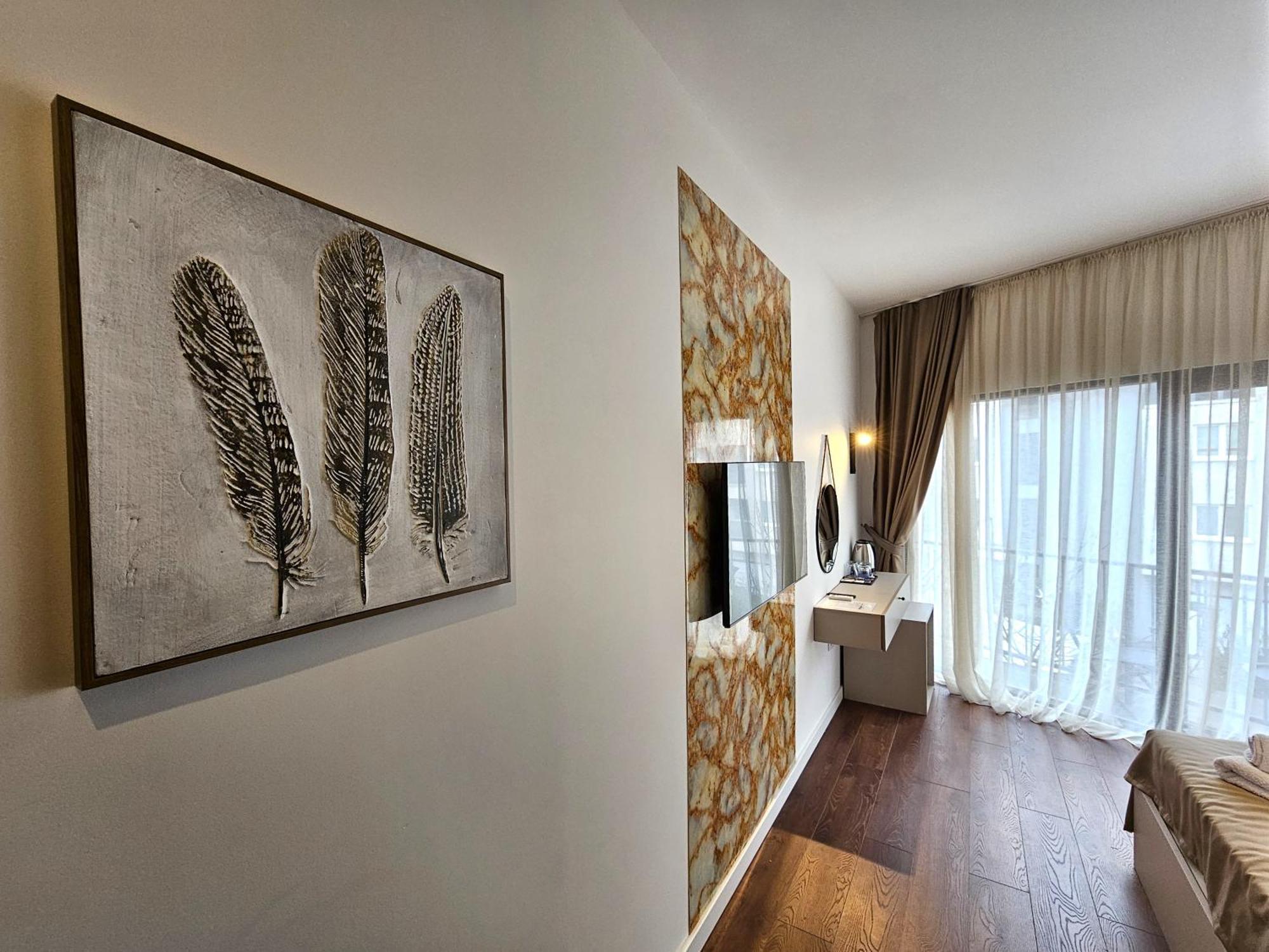 Lolo Luxury & Konukevi Budva