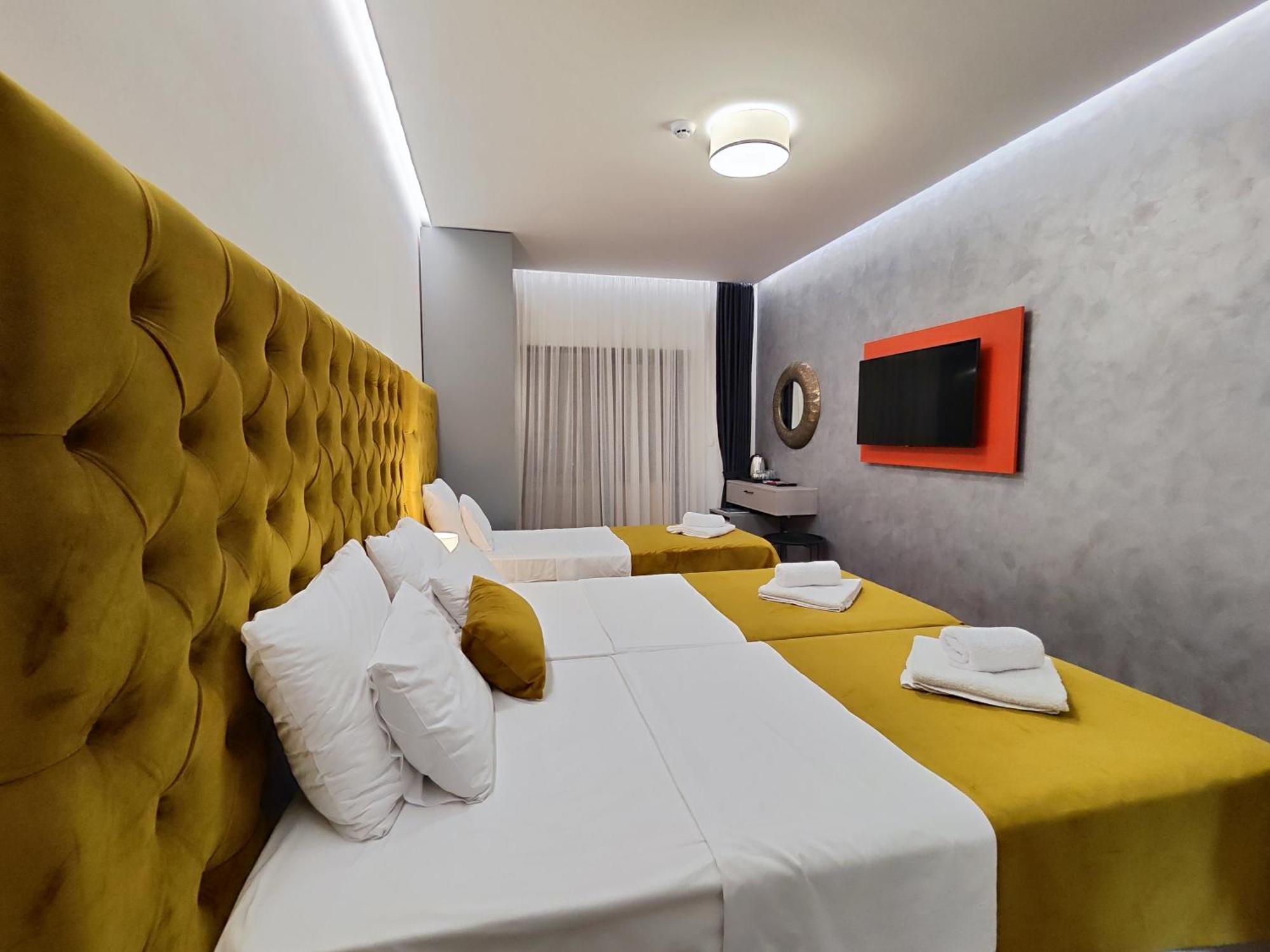 Lolo Luxury & Budva