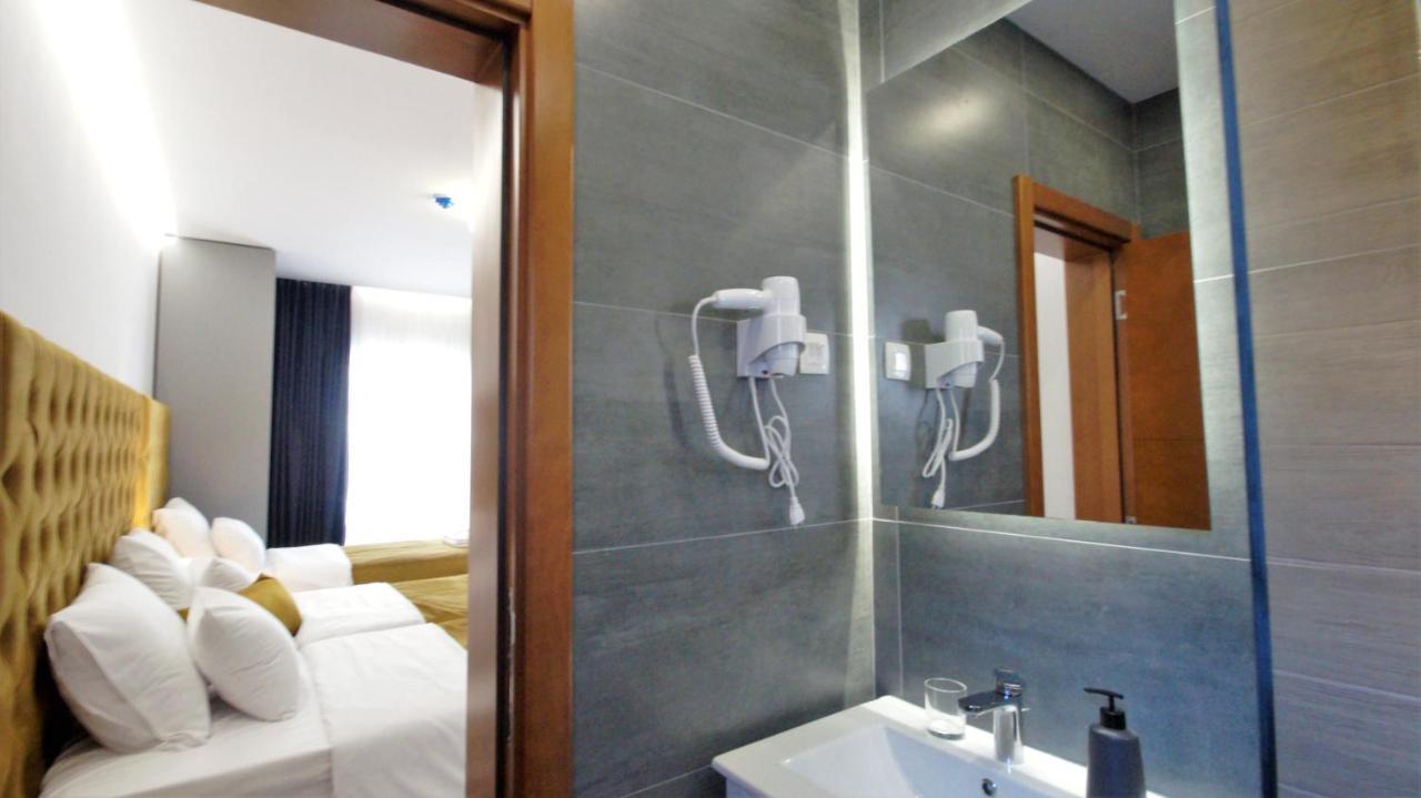 Lolo Luxury & Guest house