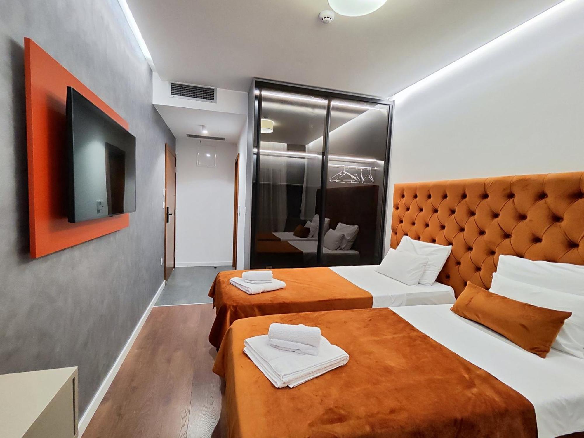 Lolo Luxury & Guest house *